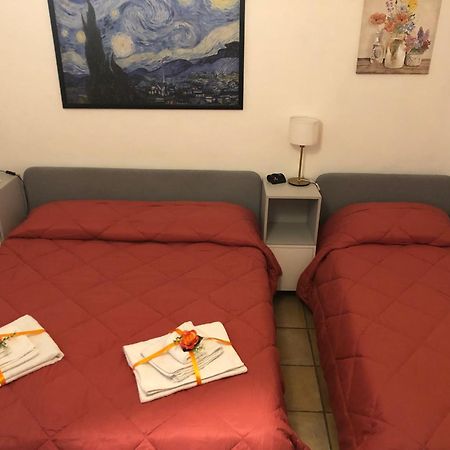 Bed and Breakfast La Finestra Di Umberto Vicino Al Centro Con Parcheggio Privato Viterbo Exteriér fotografie