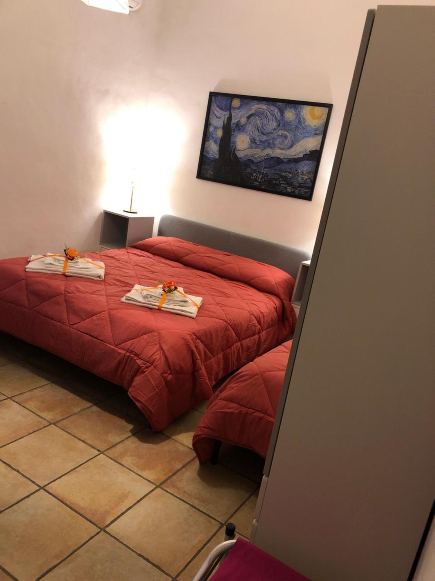 Bed and Breakfast La Finestra Di Umberto Vicino Al Centro Con Parcheggio Privato Viterbo Exteriér fotografie