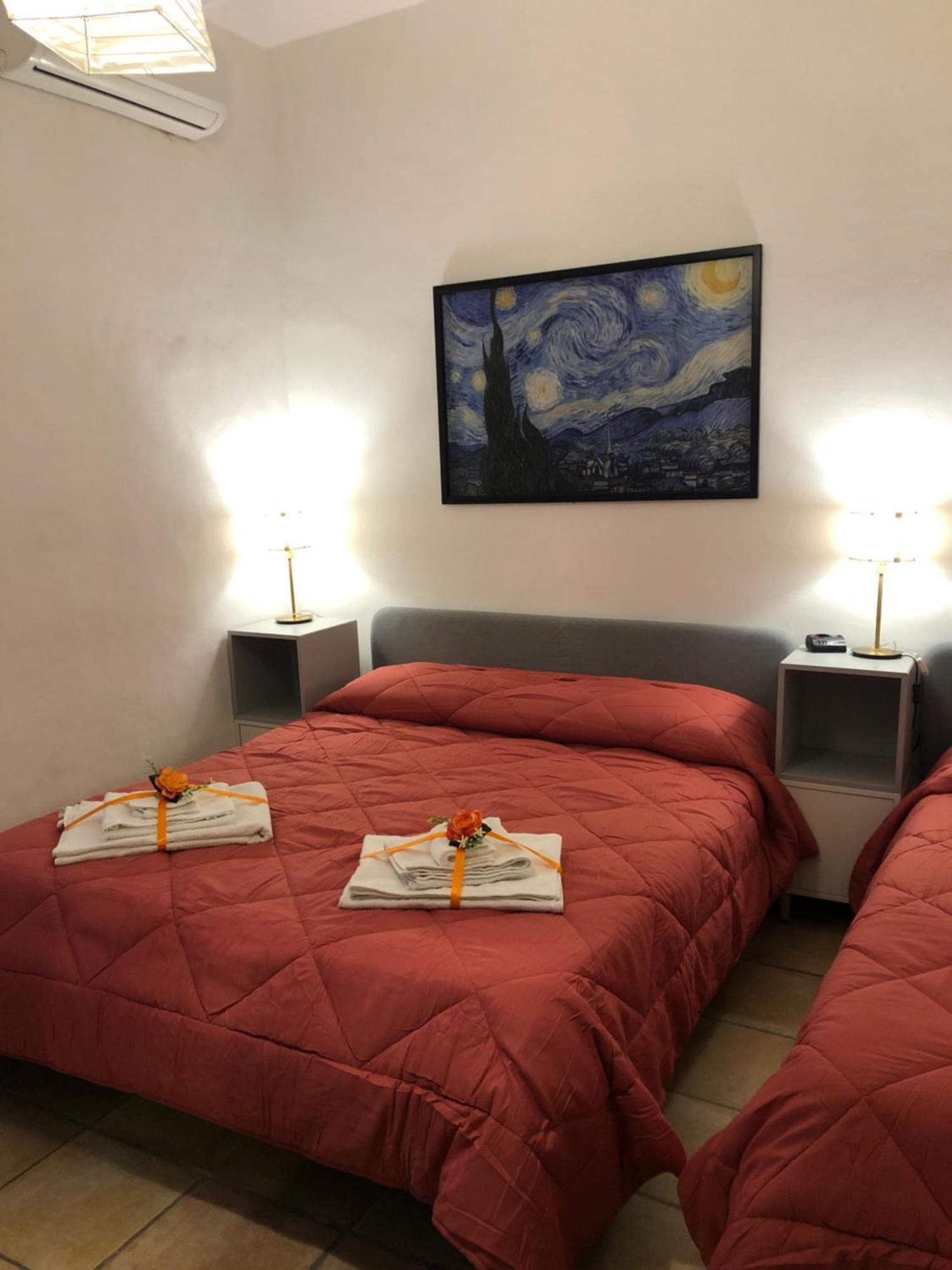 Bed and Breakfast La Finestra Di Umberto Vicino Al Centro Con Parcheggio Privato Viterbo Exteriér fotografie