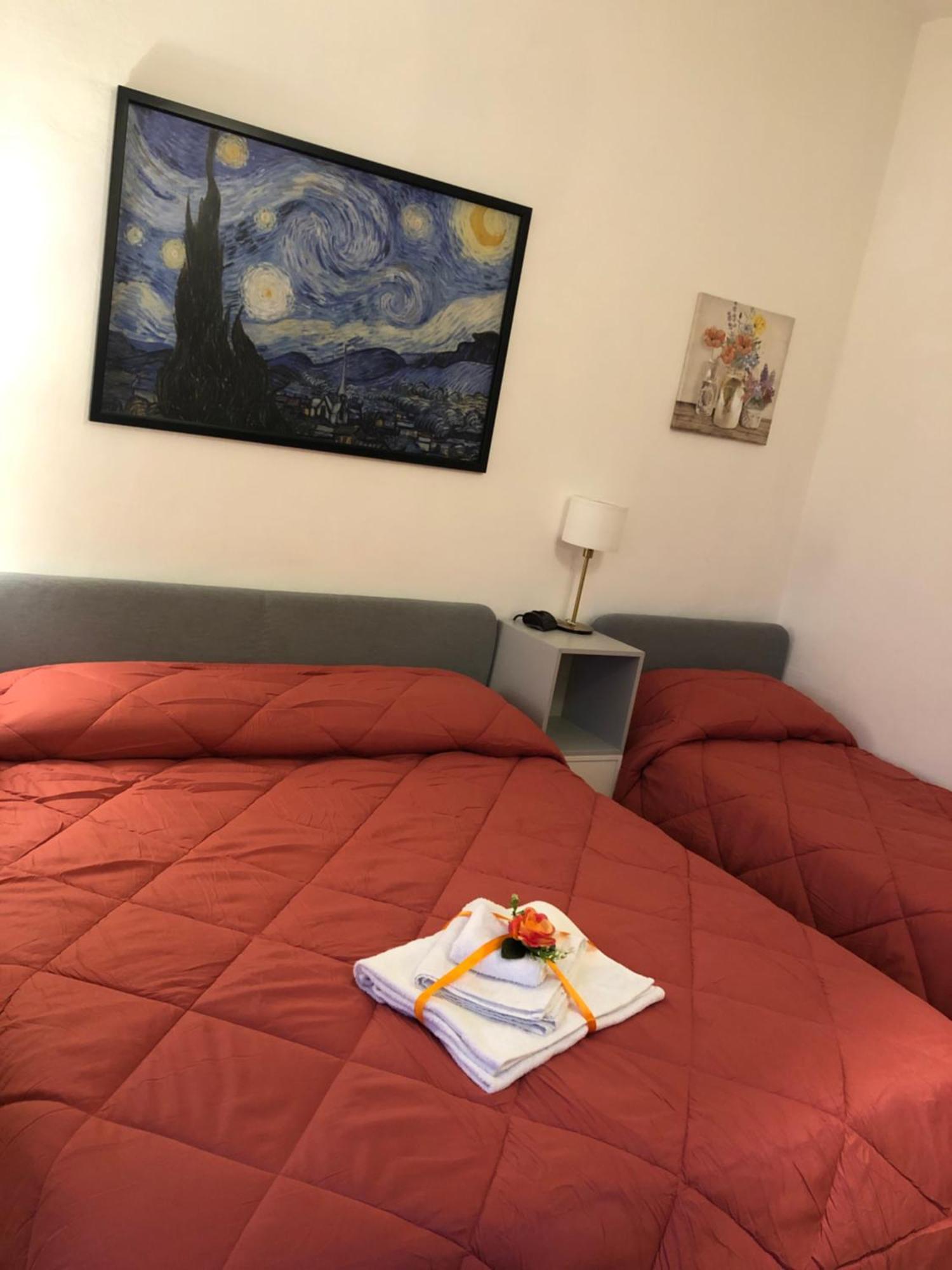 Bed and Breakfast La Finestra Di Umberto Vicino Al Centro Con Parcheggio Privato Viterbo Exteriér fotografie